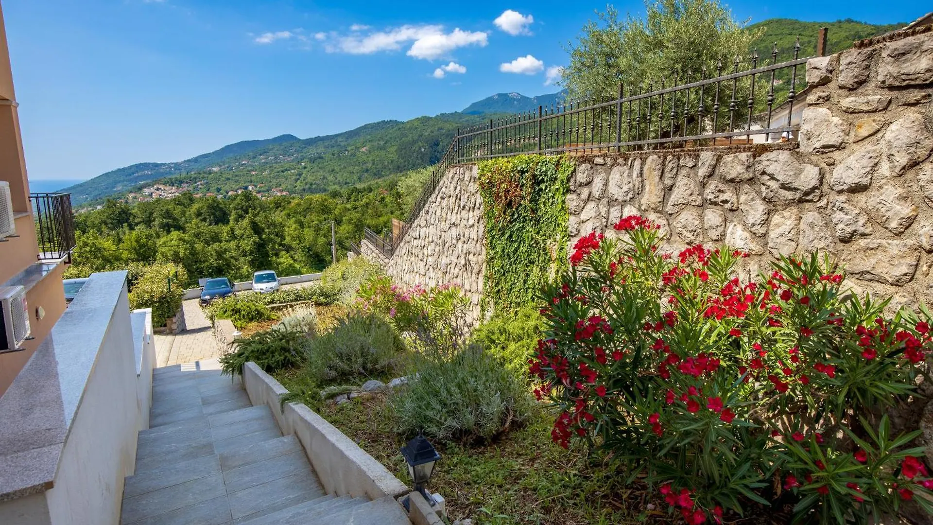 Villa Oleander Apartman Aria location